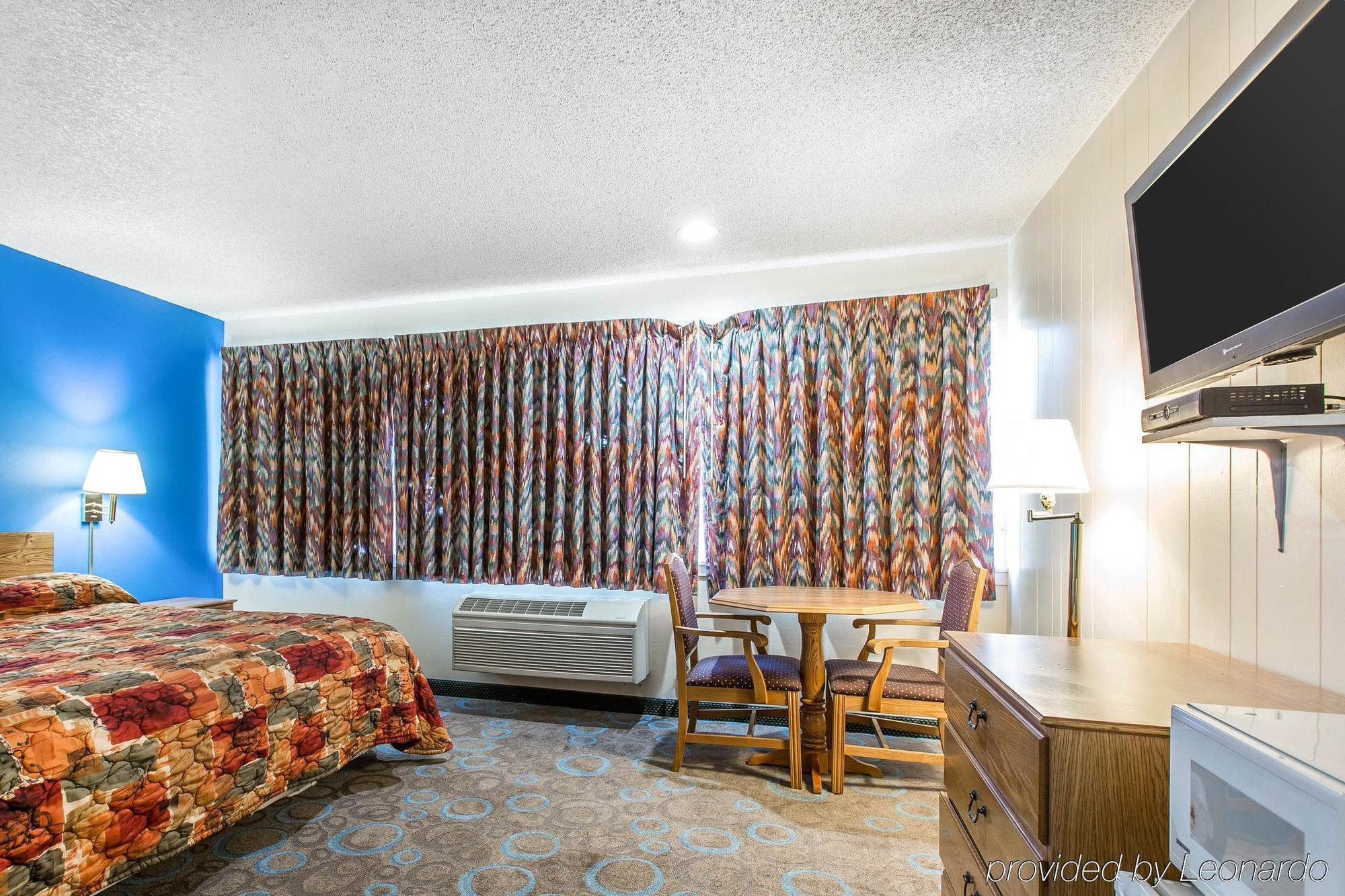 Rodeway Inn Wildwood 맘모스 레이크스 외부 사진